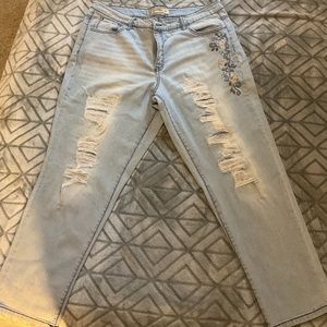 Light Wash Faded Glory Distressed Jeans